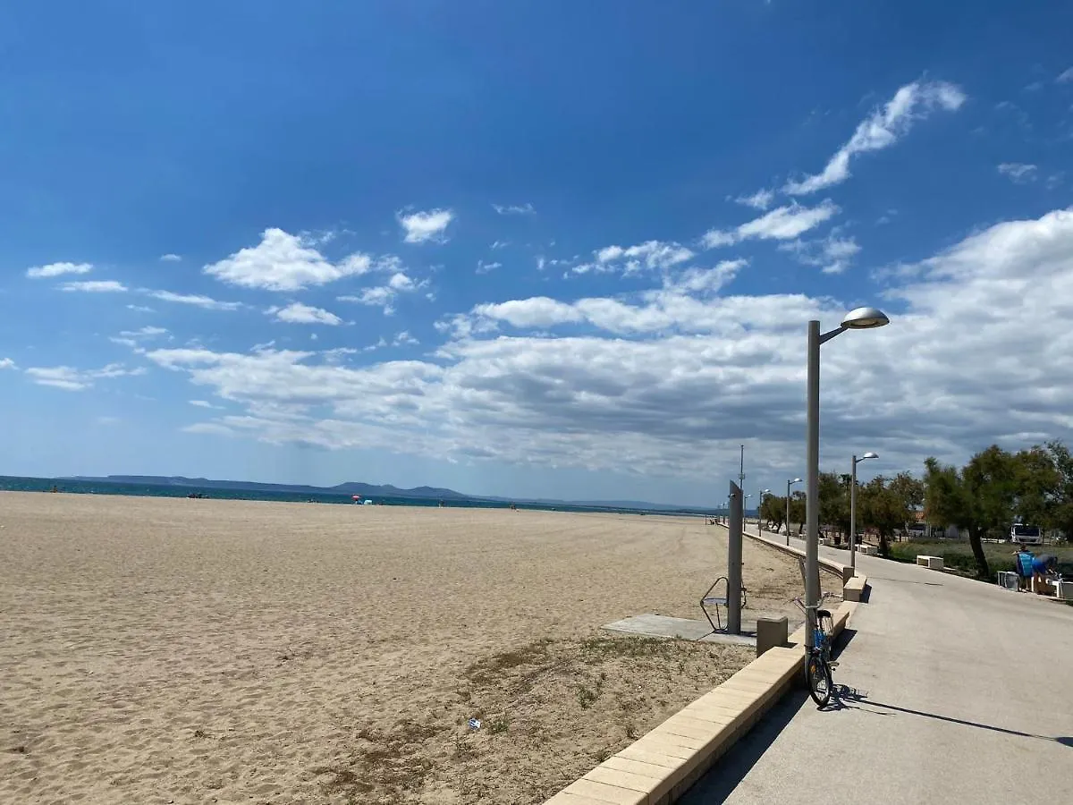 Gloria Crespo Primera Linea De Mar, Karina Lägenhet Empuriabrava