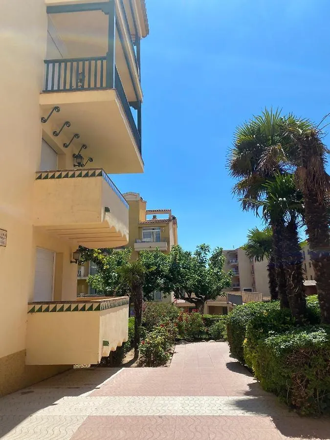 Apartmán Gloria Crespo Primera Linea De Mar, Karina Empuriabrava